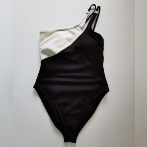 Jessica Simpson Black and White One Shoulder Asymmetric One Piece Swimsuit